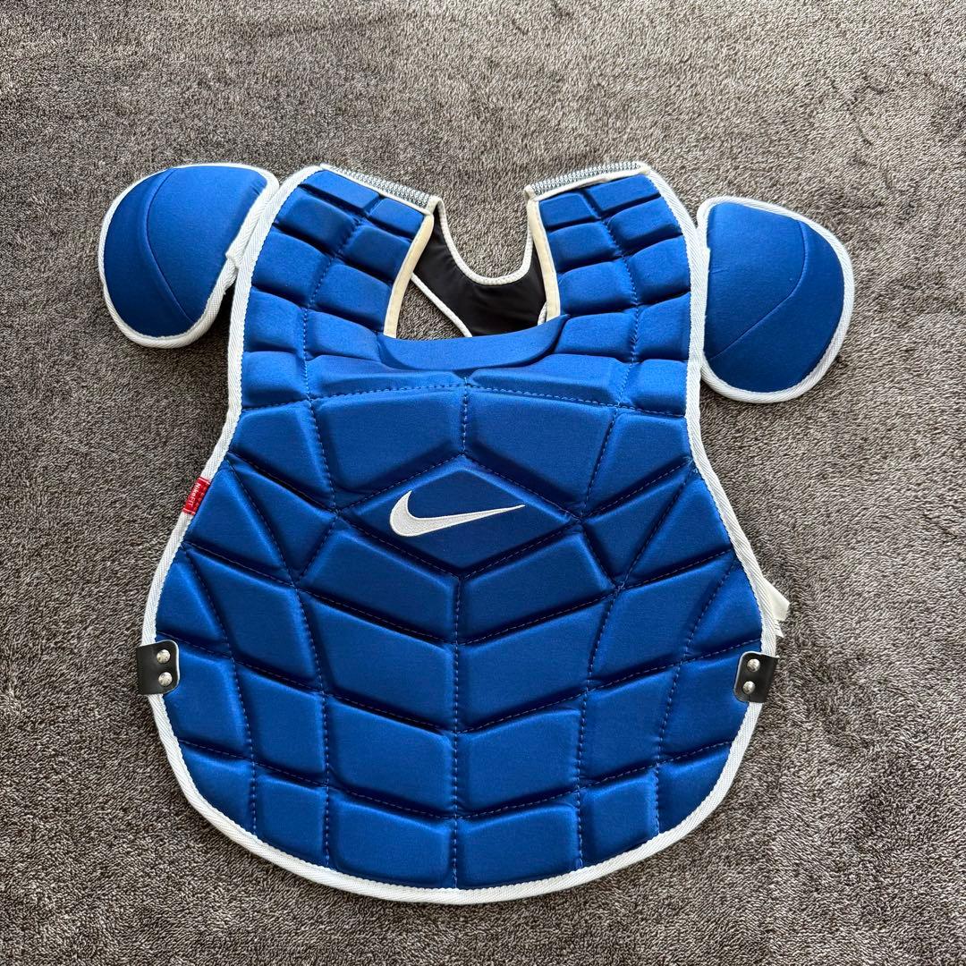 ナイキ　キャッチャー防具　胸のみ