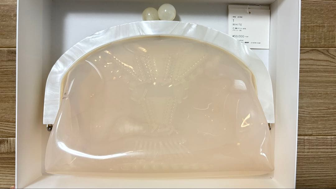 め*ぐ様 mamekurogouchi マメ クロゴウチ ガマグチ PVCクラッ