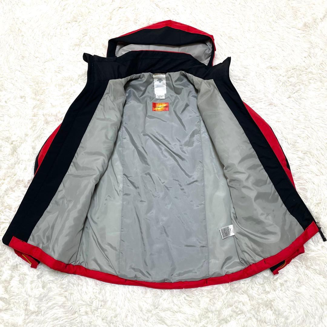 デサント Move Sport 160㎝ スキーウェア 上下 中綿 ヒートナビ