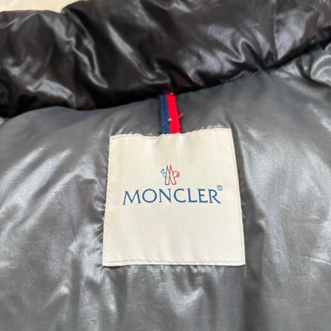 Lサイズ　MONCLER MAYA ダウンジャケット　ブラック　黒　3号表記