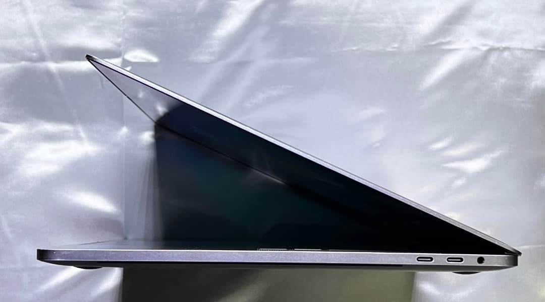 k*b様 ダブルOS♪〜MacBook Pro 15-inch【cs6, Off