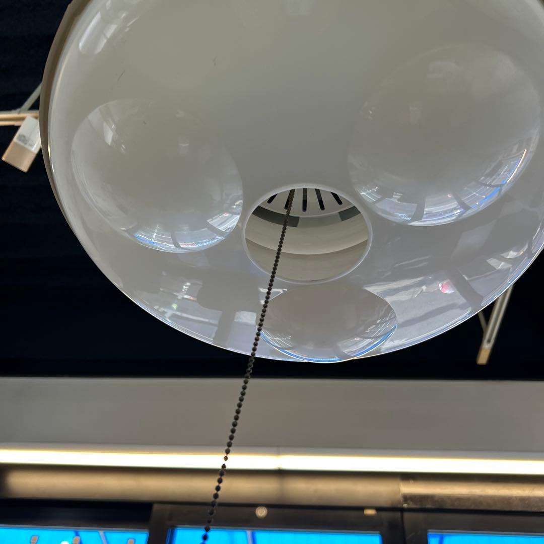 宇宙船型ペンダントライト