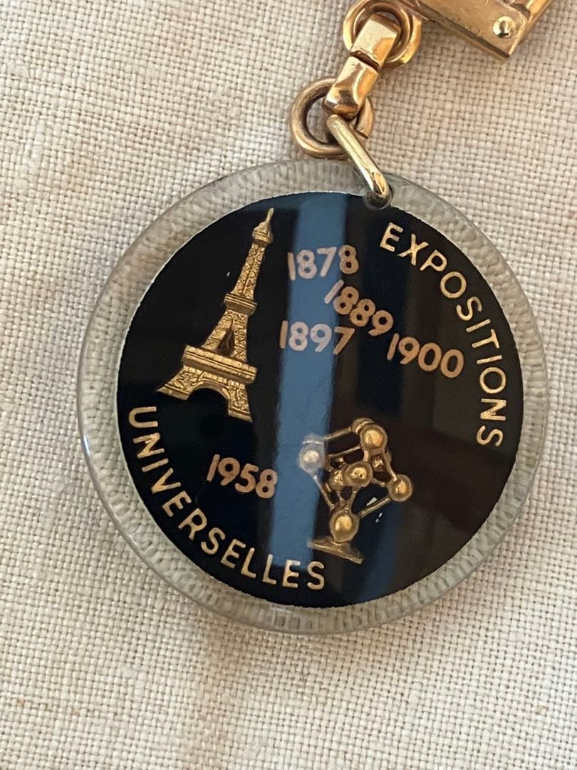 激レア　ブルボンキーホルダー　パリ万博　ワイン