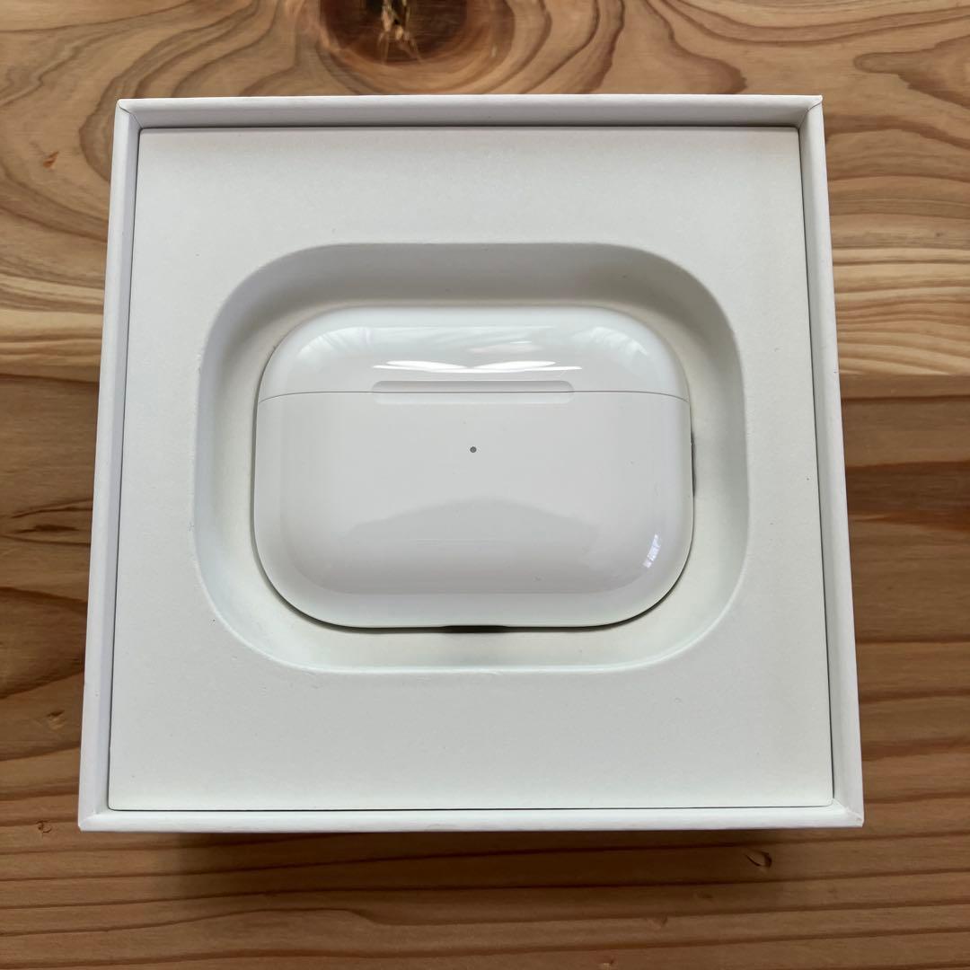 AirPods Pro ワイヤレス充電ケースのみ