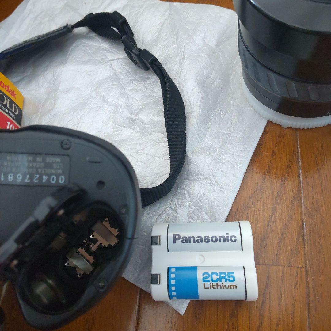 ミノルタ　一眼レフカメラ　α-303si と AF75-300mm