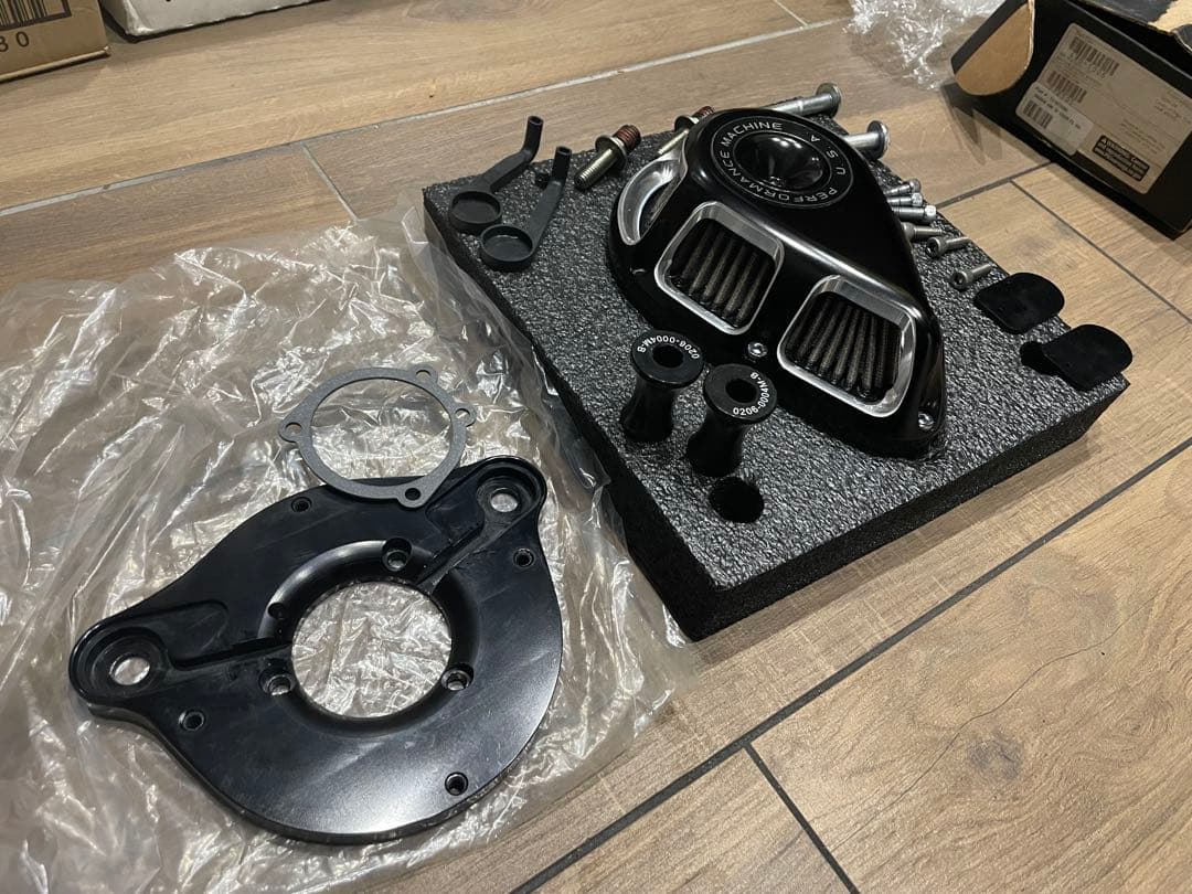 ハーレー　パフォーマンスマシン　エアクリーナー コントラストカット　新品未使用品