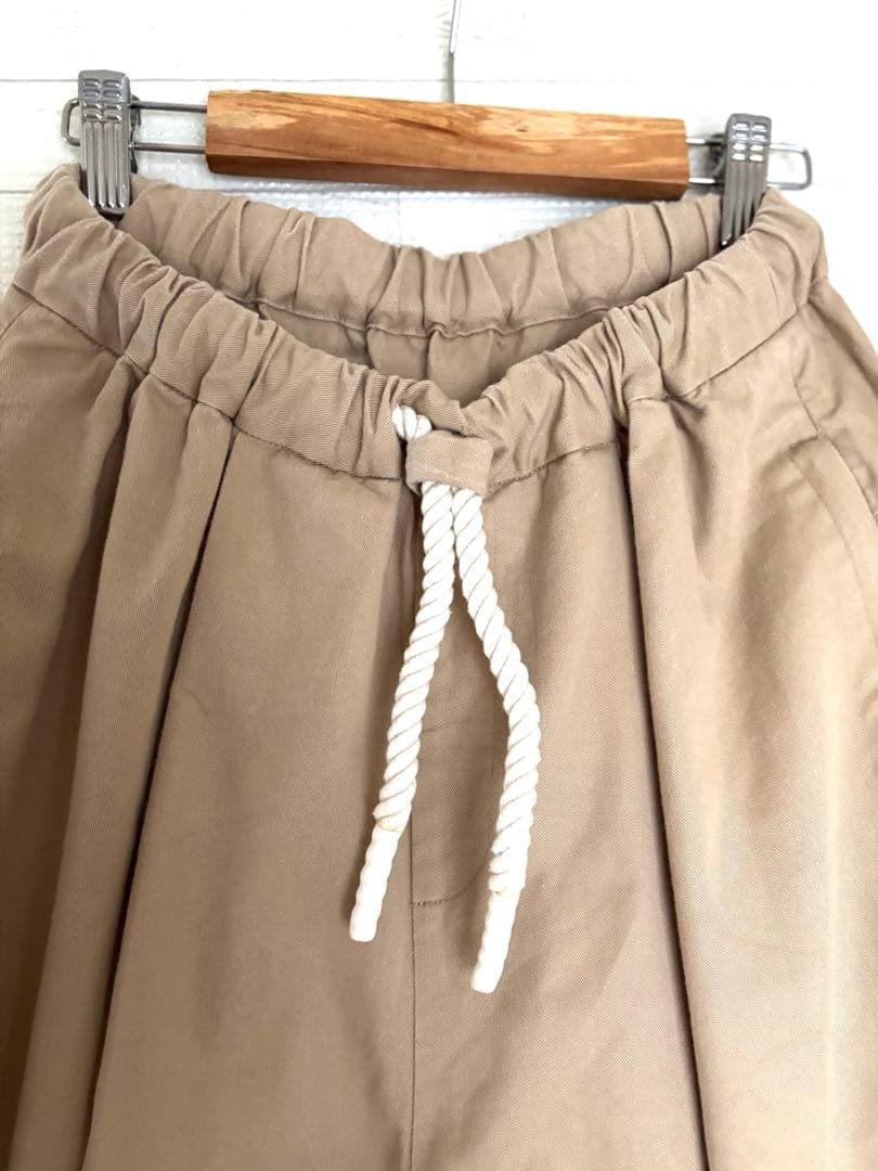 nagonstans ワイド タック パンツ ベージュ ドローストリング S
