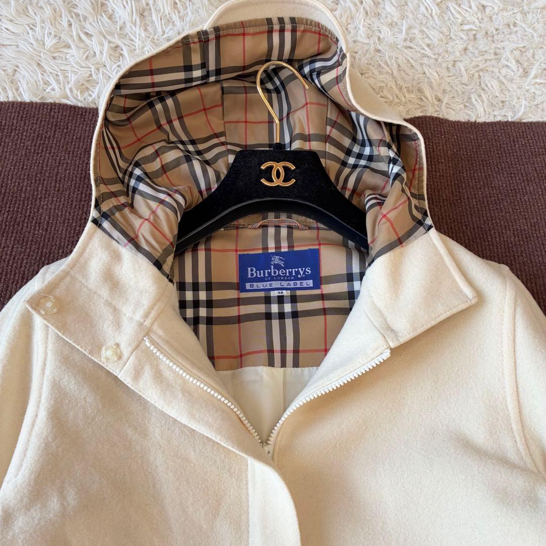 バーバリーブルーレーベル フードジップコート ウール アイボリー ノバチェック