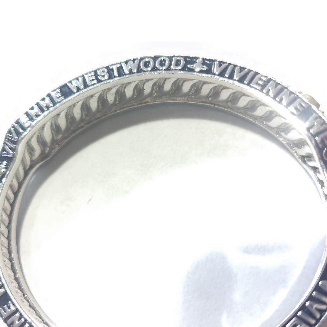 Vivienne Westwood シルバー バングル