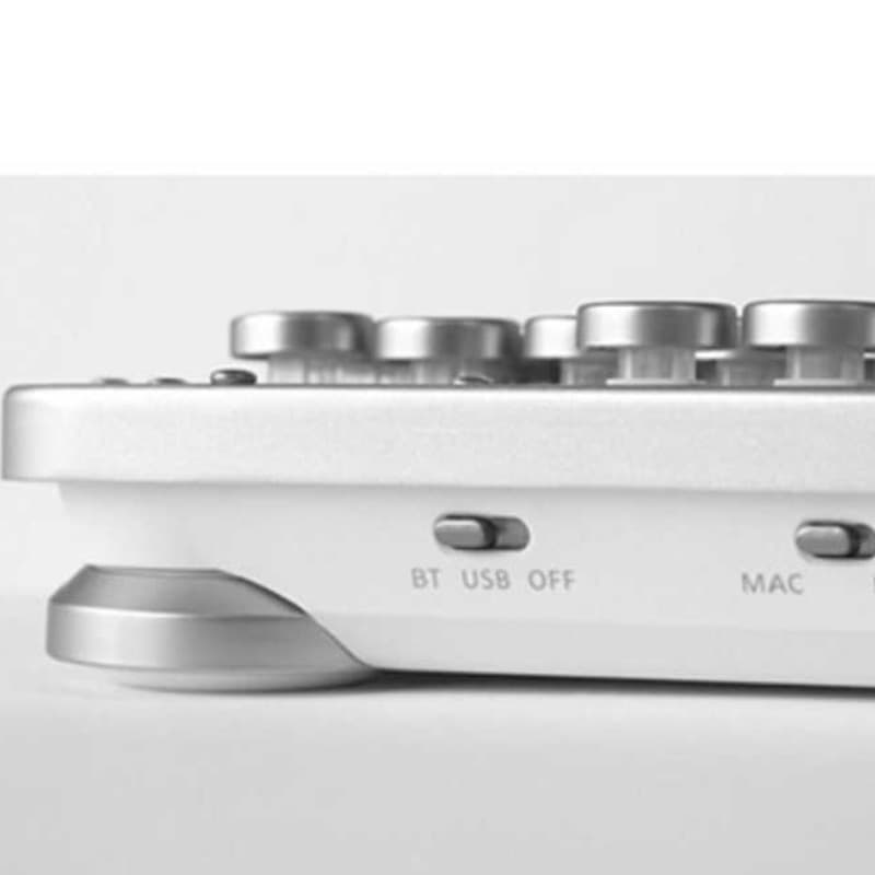 AZIO レトロクラシック コンパクト ワイヤレスキーボード メープル