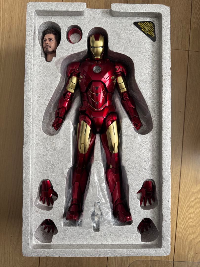 ホットトイズ アイアンマンマーク4 ダイキャスト
