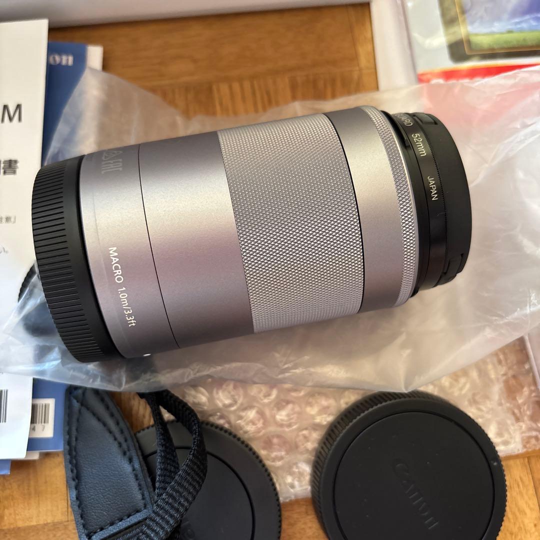 Canon ミラーレス一眼カメラ EOS Kiss M ダブルレンズ