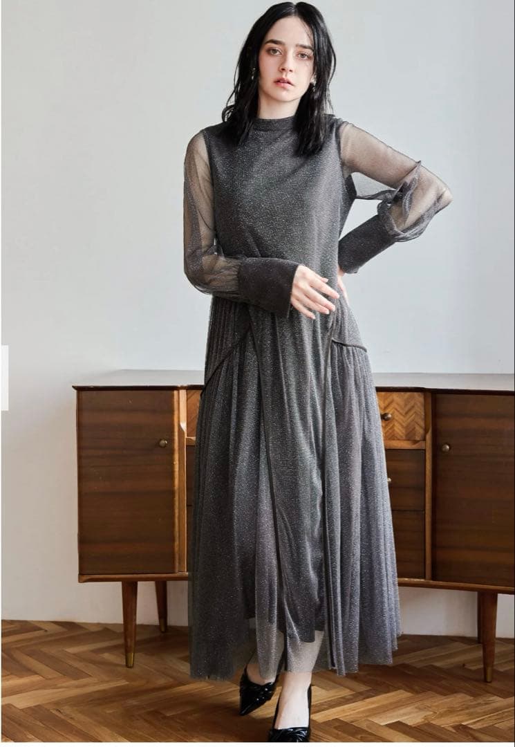 niana ラメチュールAラインドレス　ブラウン　M