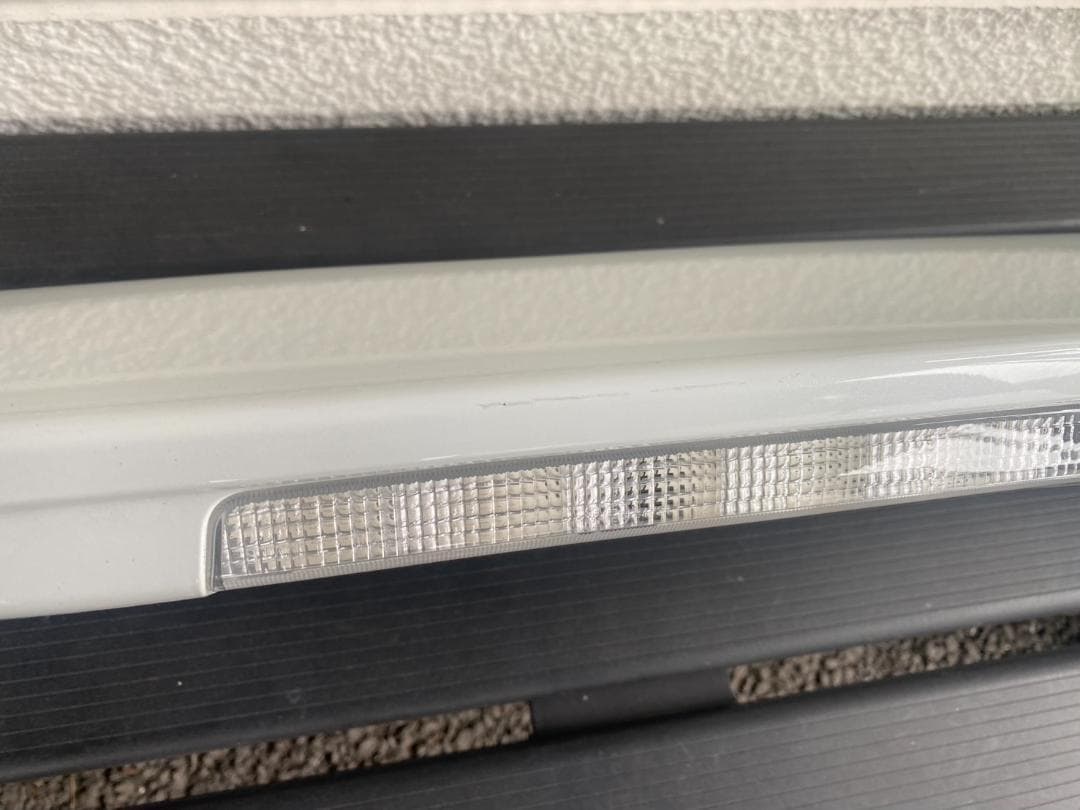 送料込 ワゴンR MH55S リアスポイラー ハイマウント付き パールホワイト