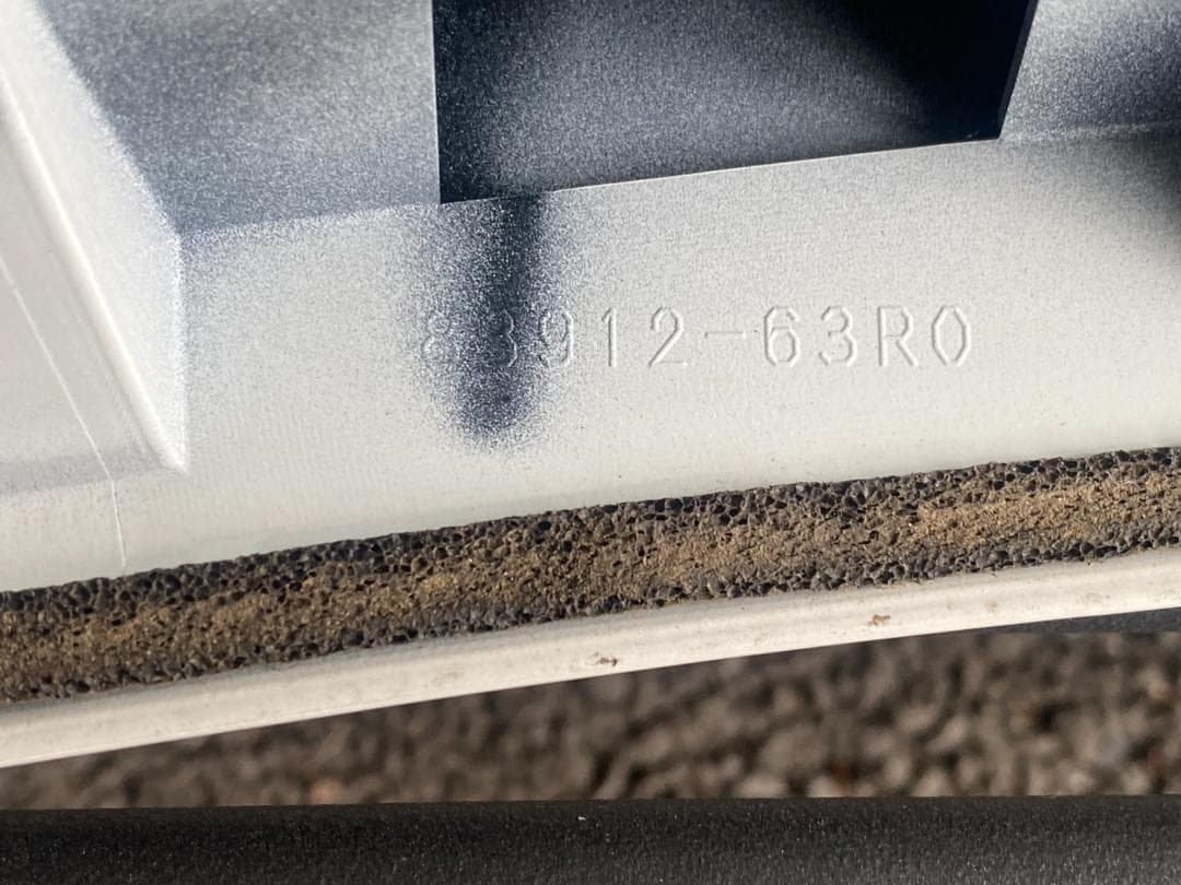 送料込 ワゴンR MH55S リアスポイラー ハイマウント付き パールホワイト