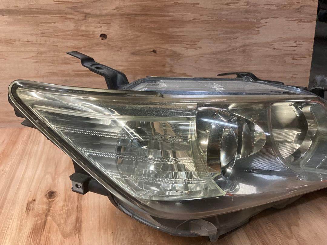 TOYOTAトヨタ純正50前期カムリ　ヘッドライト左右