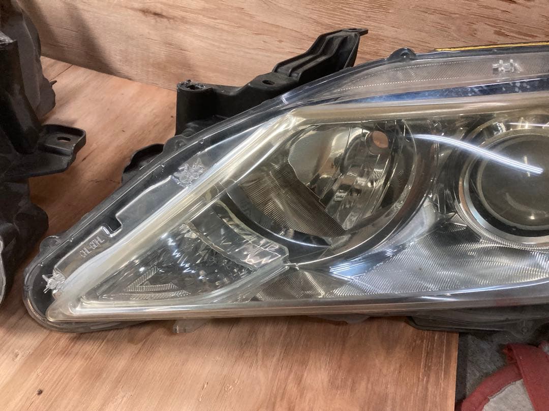 TOYOTAトヨタ純正50前期カムリ　ヘッドライト左右