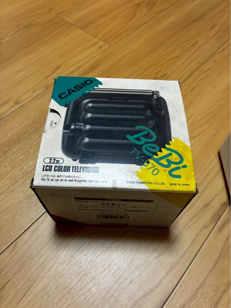 CASIO DeBi TV-170 2.2型 LCDカラーテレビ 箱付き レトロ