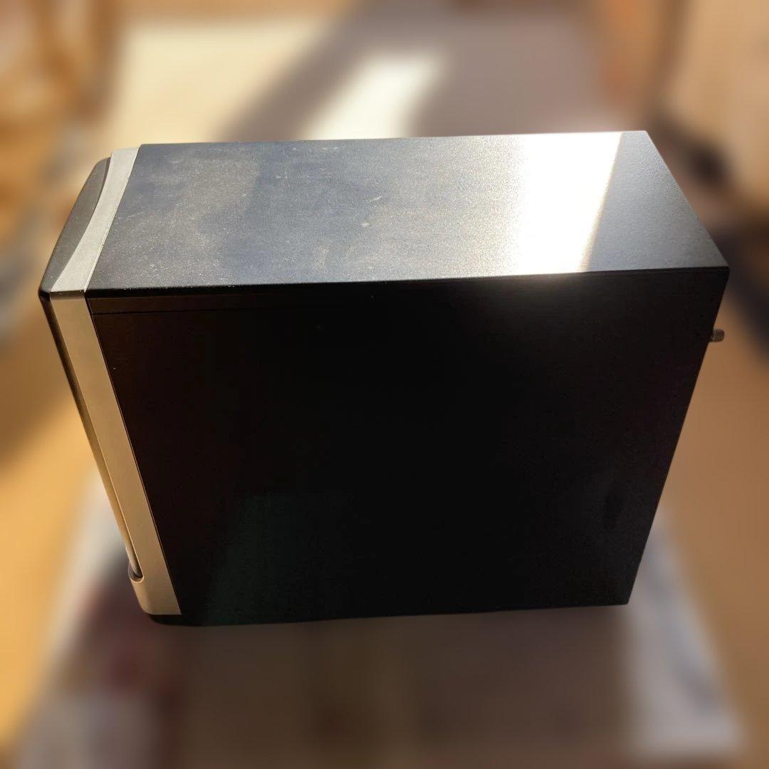 ミニタワー型PCケース USBポート付き