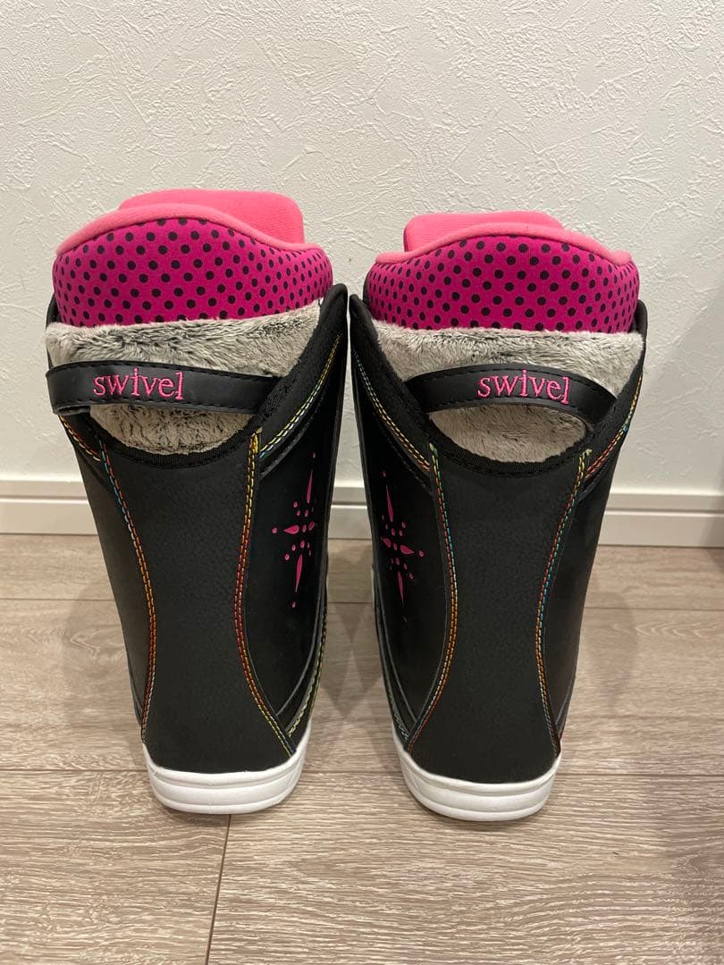 swivel 　スウィベル　24cm　スノーボードブーツ　スノボブーツ