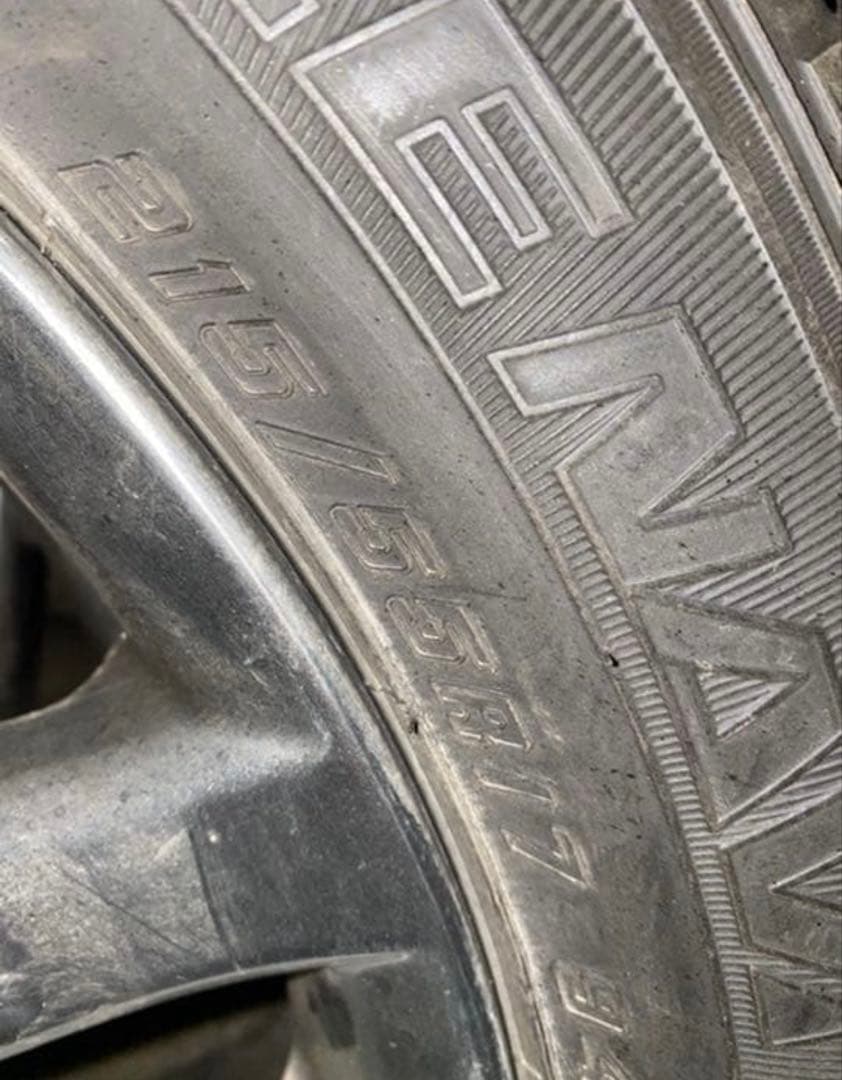 トヨタ　18マジェスタ　ビックキャリパー　17インチ　純正ホイール　スタッドレス