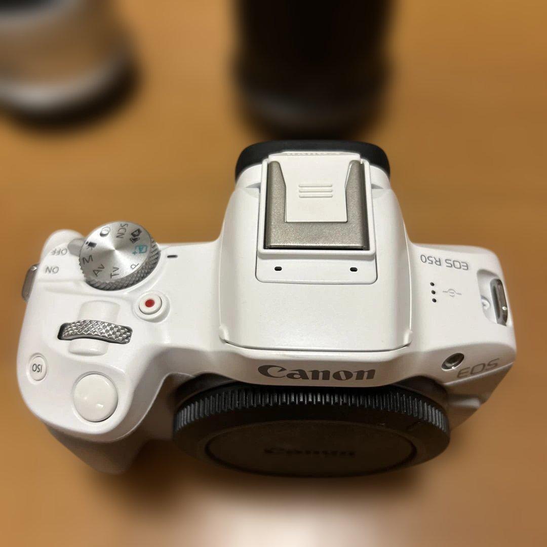 canon eos r50 ダブルズームキット　値下げ