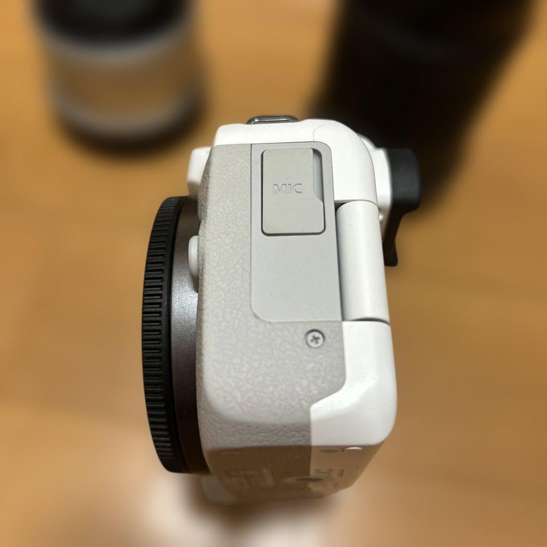 canon eos r50 ダブルズームキット　値下げ