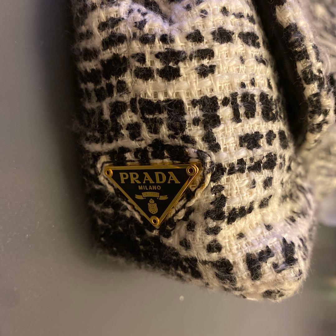 PRADA チェック柄ツイードクラッチバッグ