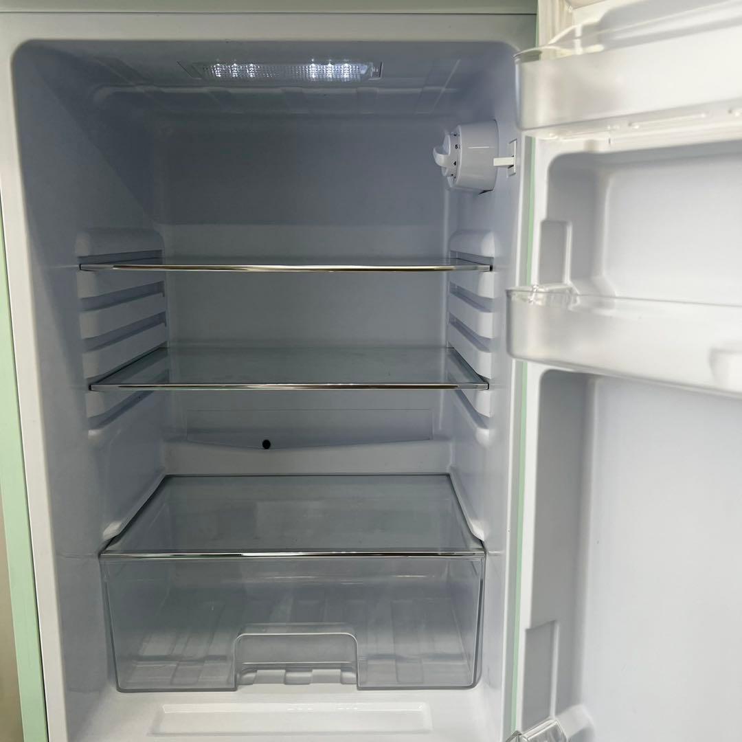128⭕️冷蔵庫　レトロ　おしゃれ　小型　スリム　可愛い　一人暮らし　設置無料