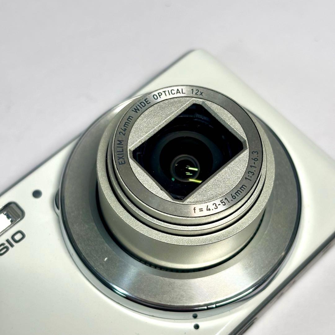 デジタルカメラ CASIO EXILIM EX ZS190