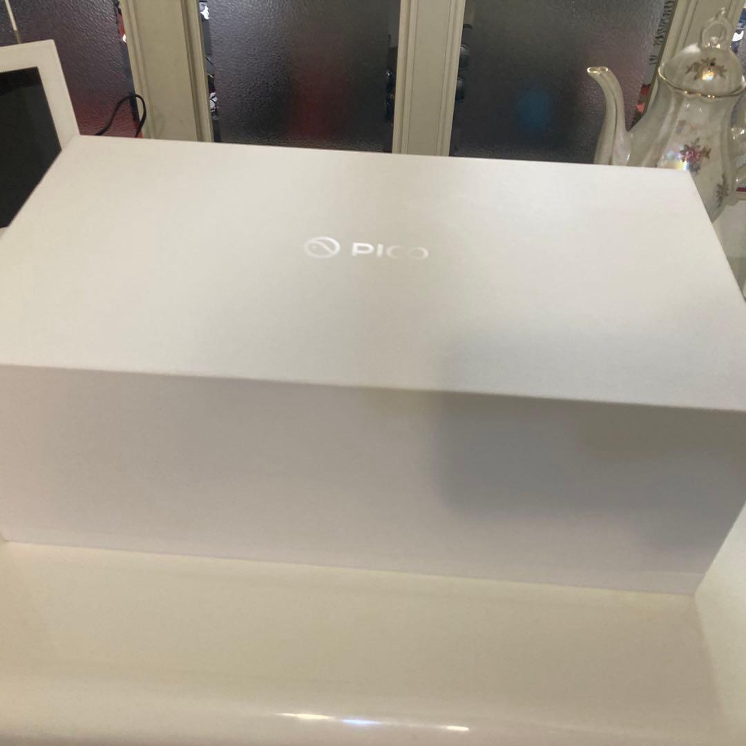 プレミアムセット　pico4 128GB VRヘッドセット VRゴーグル　高画質