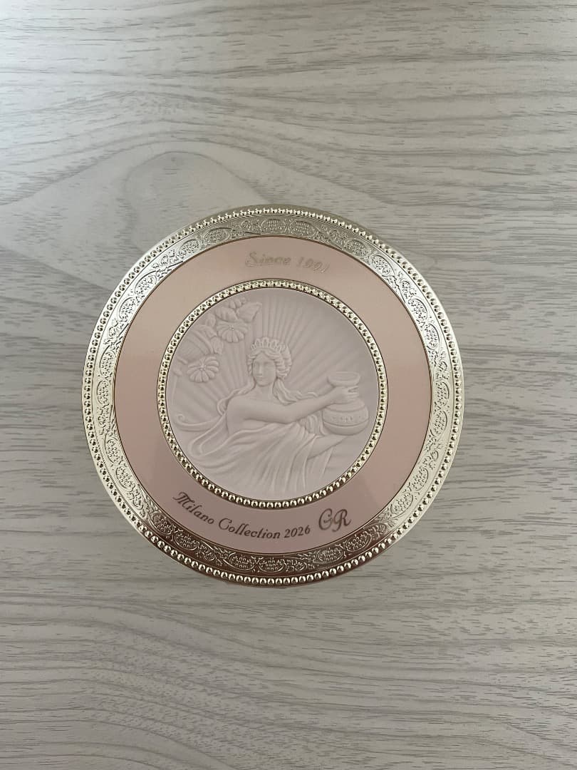 にこにこ２０２６ミラノコレクションＧＲ　フェースアップパウダー