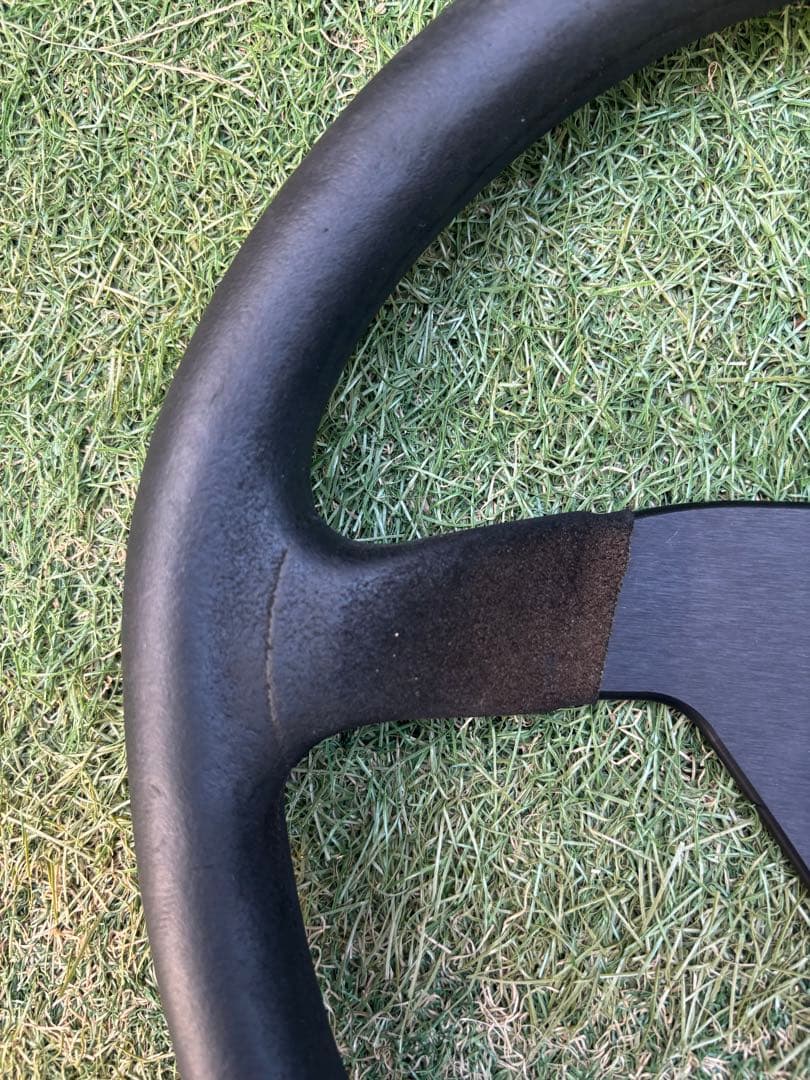 MOMO TYP V35 ステアリング KBA70063 3スポーク 350mm