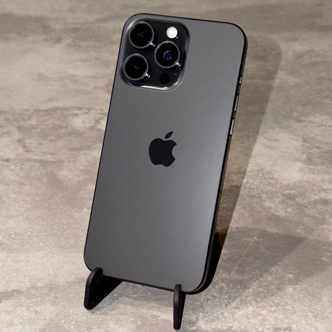 超美品 Apple iPhone 15 Pro Max 512GB 100%