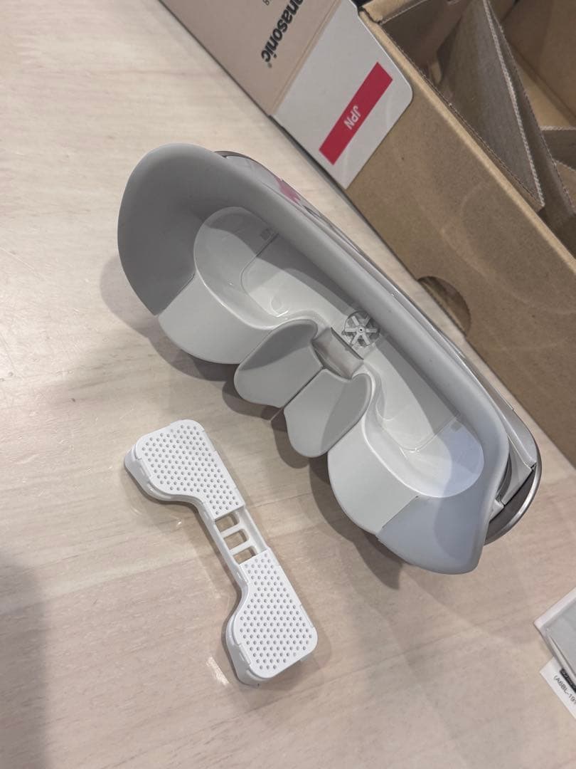 パナソニック　目もとエステ　ゴールド調 EH-CSW68-N