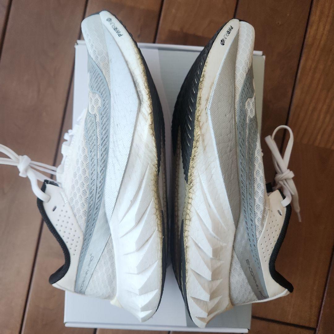 エンドルフィンプロ4 Saucony サッカニー 　26.5