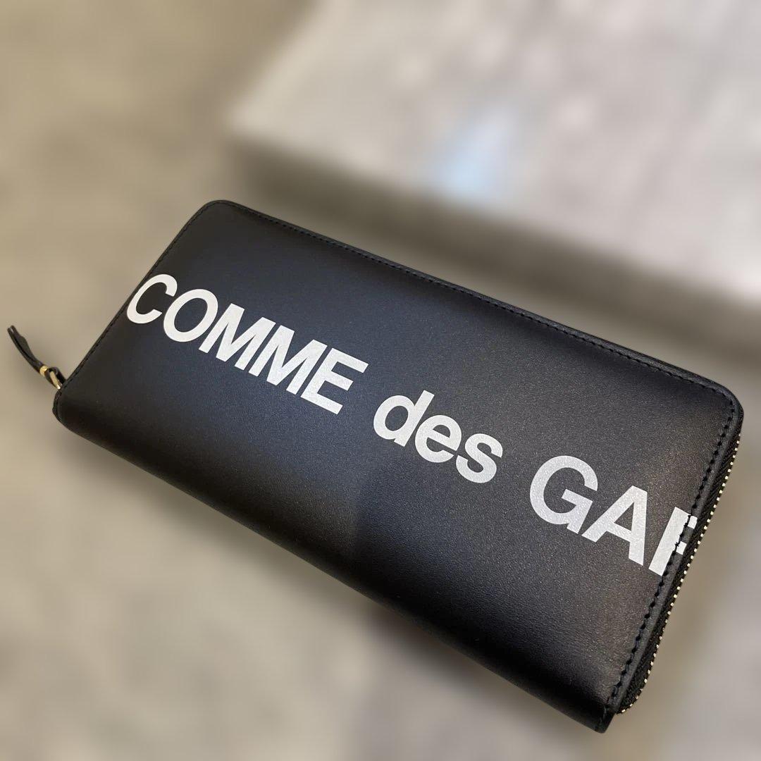 COMME des GARÇONS Huge Logo Wallet 箱付き 黒
