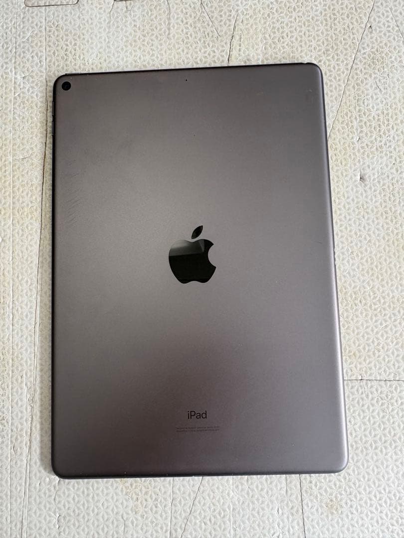 iPad air第三世代 Wi-Fiモデル64GB 動作確認済　スペースグレー