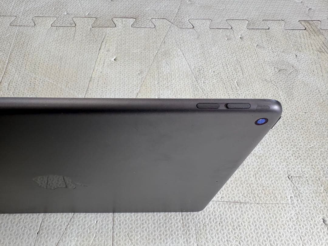 iPad air第三世代 Wi-Fiモデル64GB 動作確認済　スペースグレー