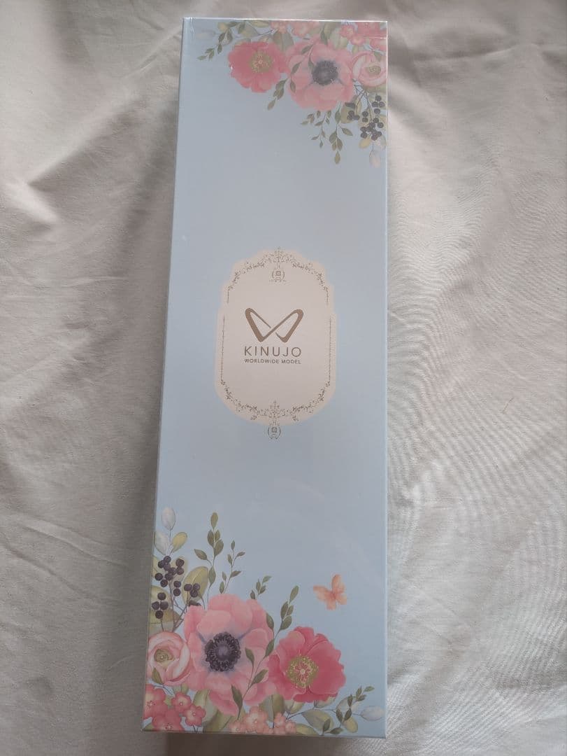 ☆新品未使用☆KINUJO 絹女 ストレートアイロン　ホワイト　DS100