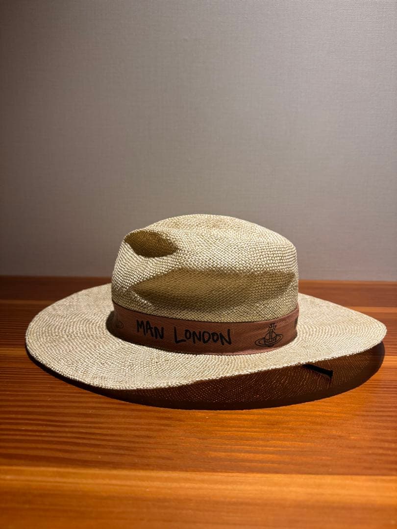 【希少品】 vivienne westwood ストローハット新品未使用タグ付き