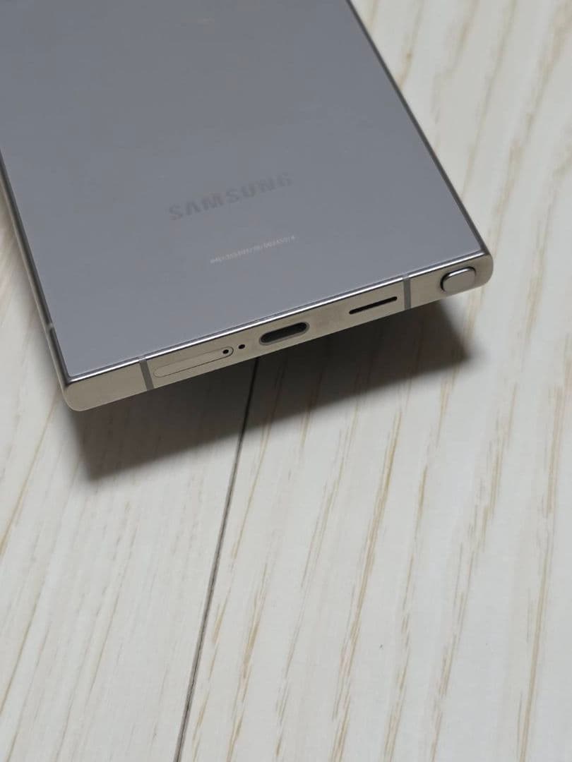 Galaxy S24 Ultra au版 256GB グレー 極極極極極美品‼️