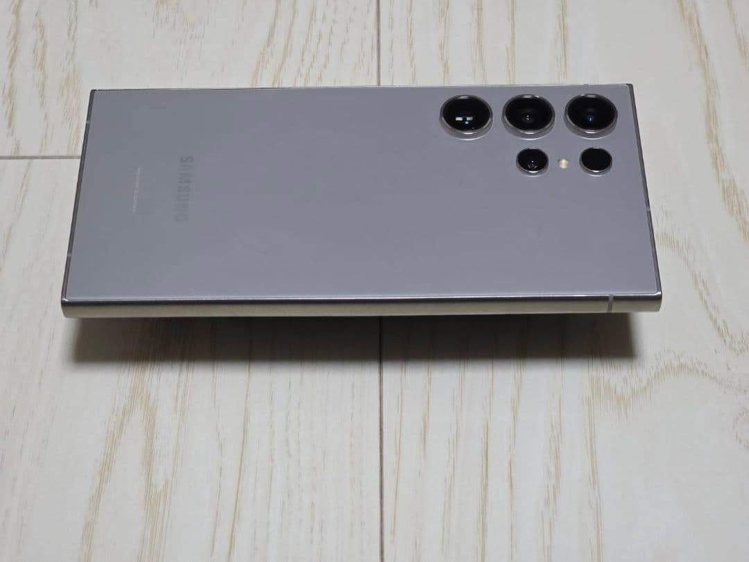 Galaxy S24 Ultra au版 256GB グレー 極極極極極美品‼️