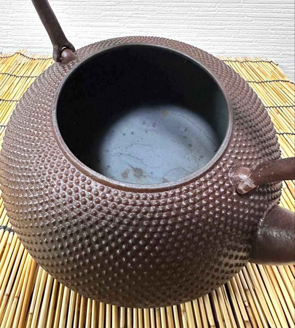 ほぼ未使用品　岩手県奥州水沢幸工芸　現代の名工 佐藤勝久造　１５型　南部鉄瓶