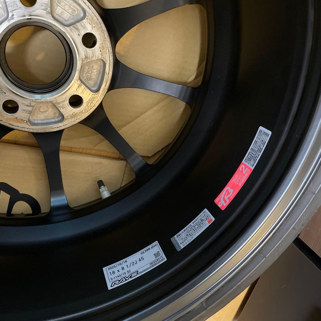 VOLK RACING CE28N plus 18インチ タイヤセット