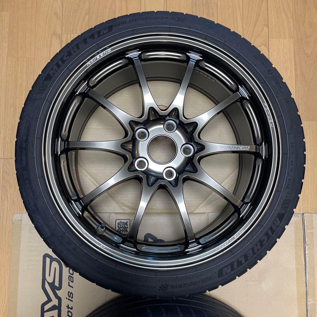 VOLK RACING CE28N plus 18インチ タイヤセット
