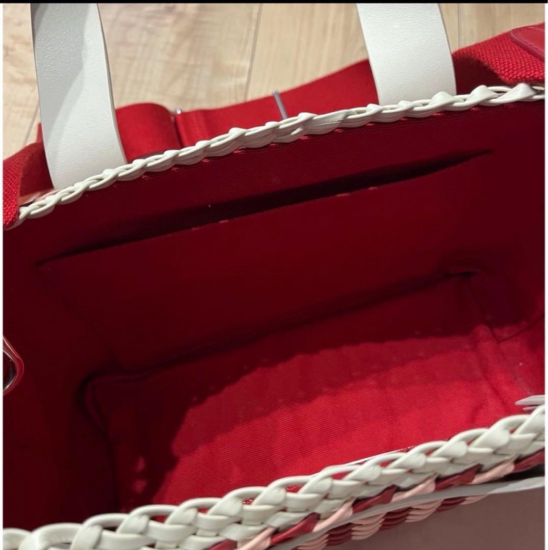 miumiuミュウミュウ　エコレザーかごバッグ新品