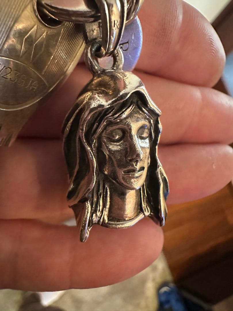 cootie antidote クーティー　アンチドート　キーリング