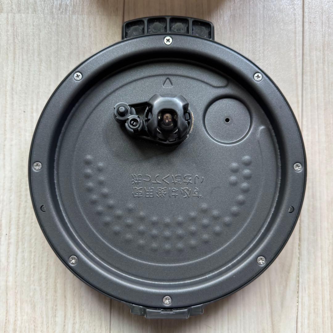 【動作品】東芝 TOSHIBA RC-10ZWL 炊飯器 IH 5.5合