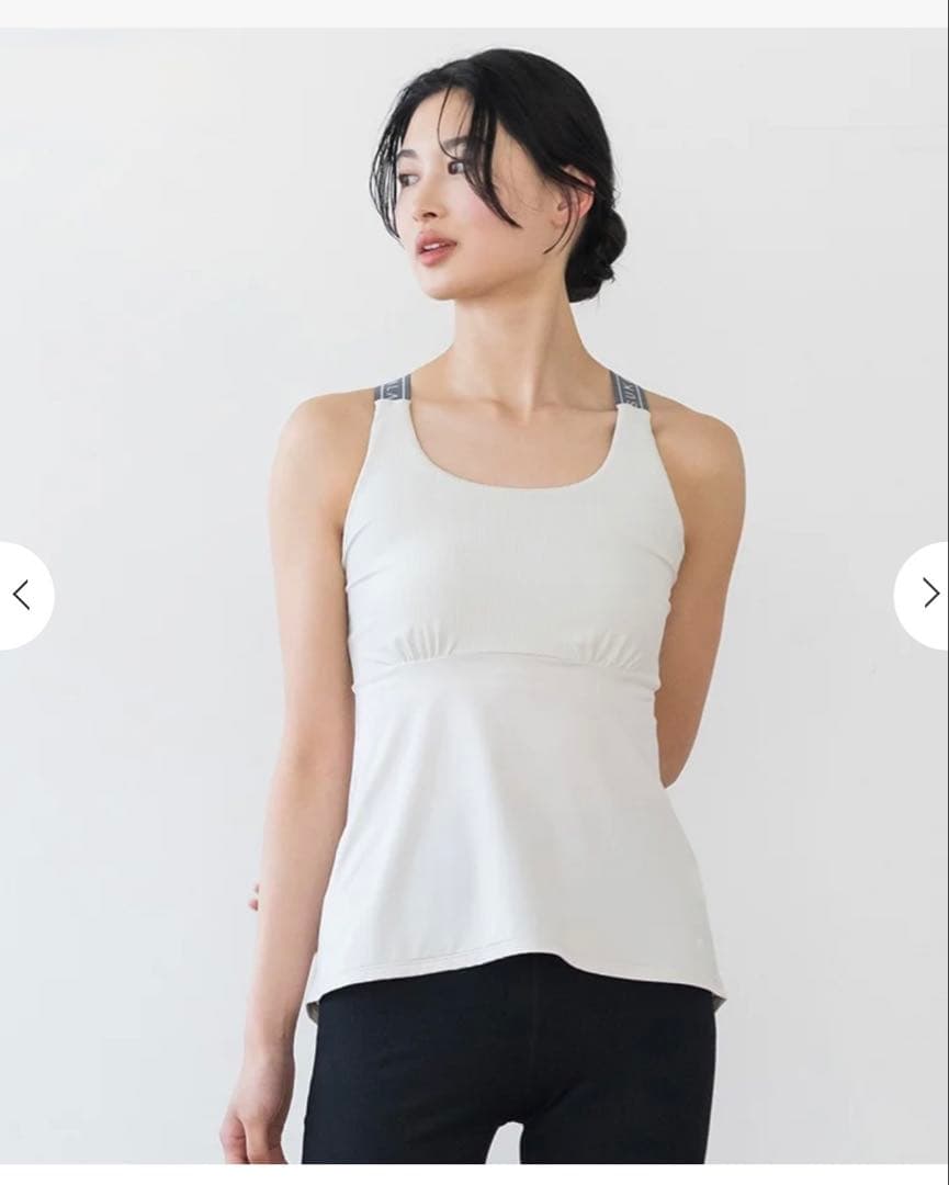 【新品未使用】SUKALA ベーシックバックフレアタンクトップ L